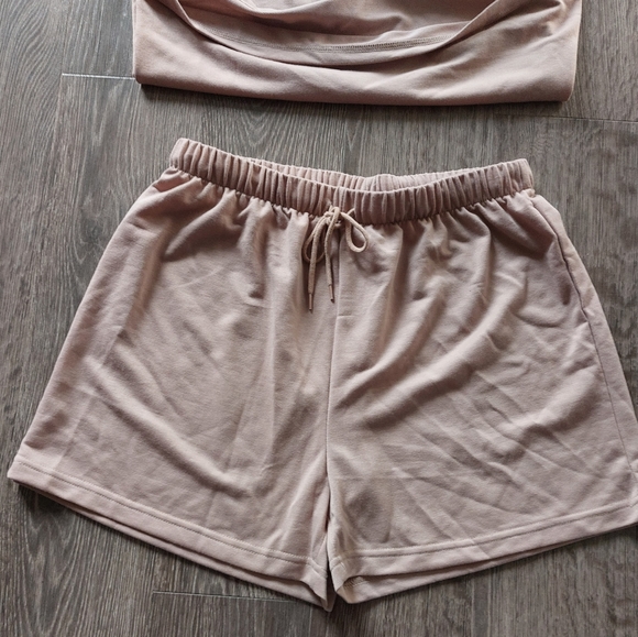 NYDJ nude tan lounge set or PJ set. Shorts + sleeveless top. S/M New - Picture 2 of 7